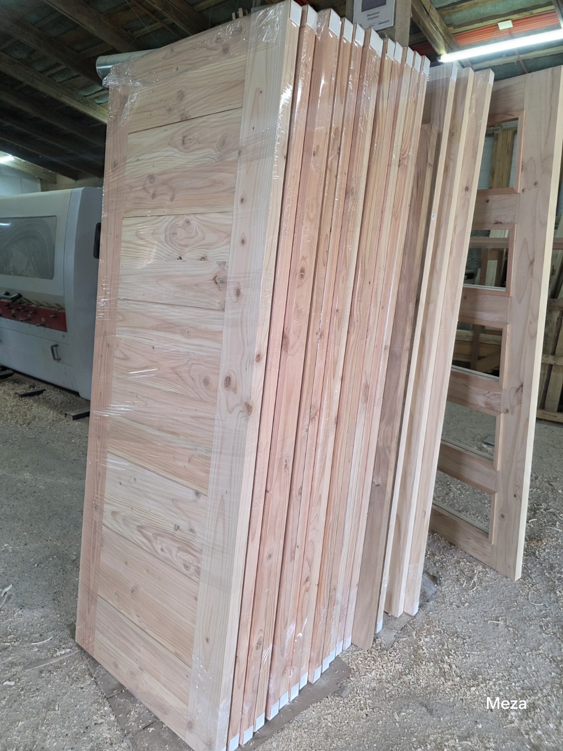 Puertas de madera fabricadas para proyectos a medida